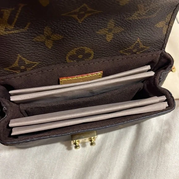 Louis Vuitton Micro Métis bag - Picture 11 of 16